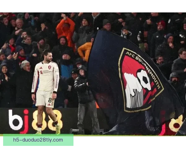 索博盼续约留守利物浦成核心新 索博盼续约留守利物浦成核心新